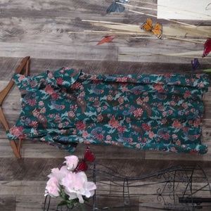 Beautiful floral dress, size S.